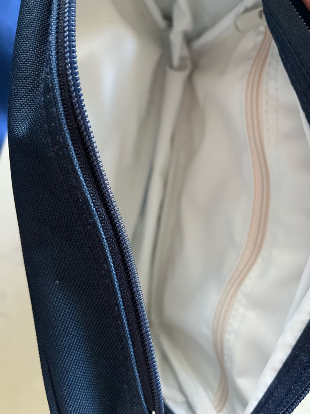 Vineyard Vines Navy Trim Canvas Pouch with Cream Front - Picture 3 of 7